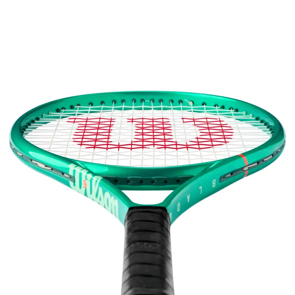 Wilson Blade 26 V10 ^